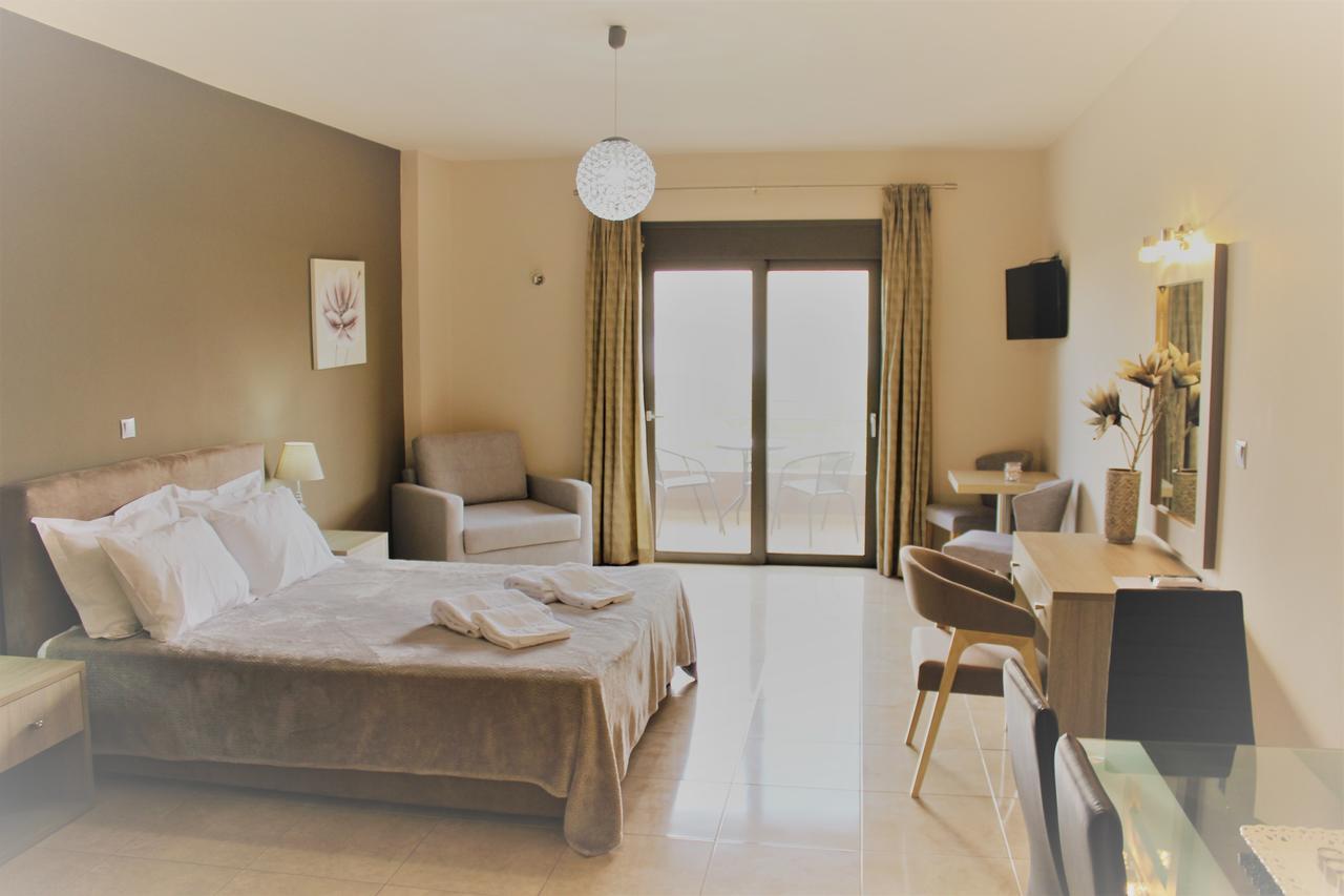 Phaedra Suites Lixouri Exterior foto